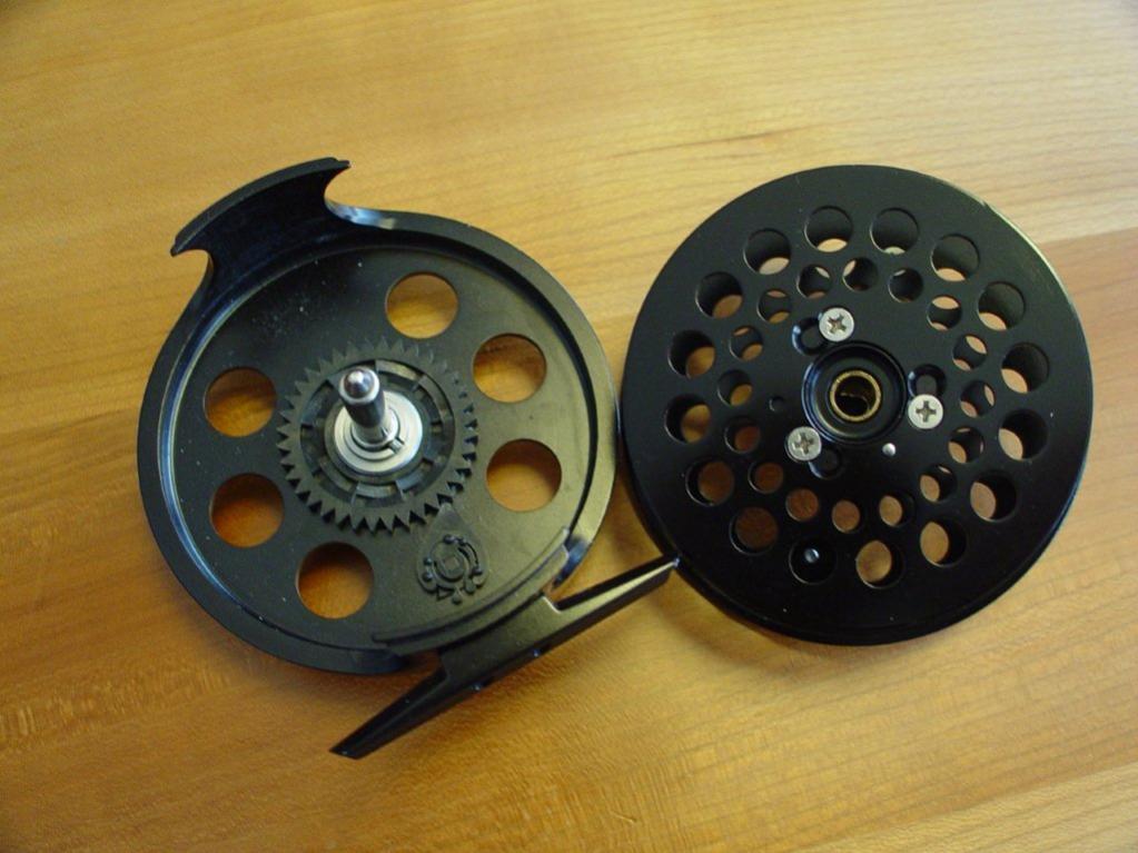 オールドロス　Ross　Cimarron 2　4～6番　グレー　米国製　外箱付き Ross Reels USA Cimarron - OLDER Fly Fishing Reel Product Det